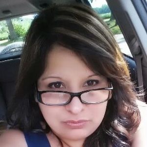 Meet your Posher, Lucy